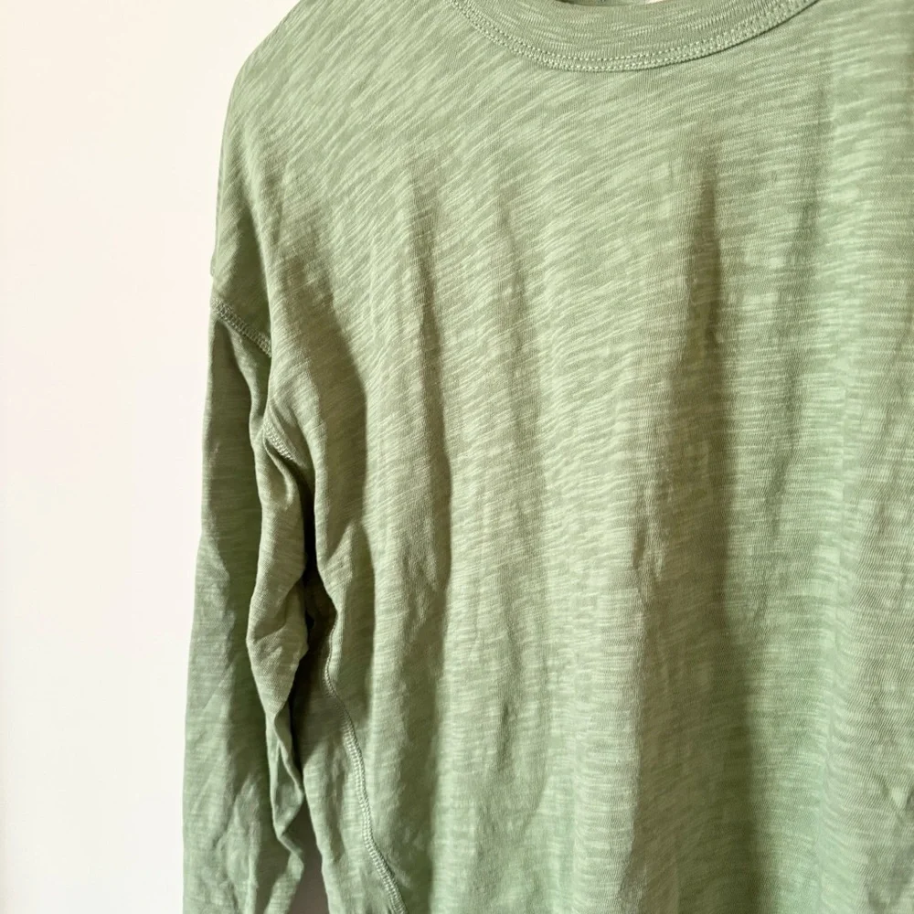 Madewell Green Long-Sheeve Tee - Picture 4 of 7